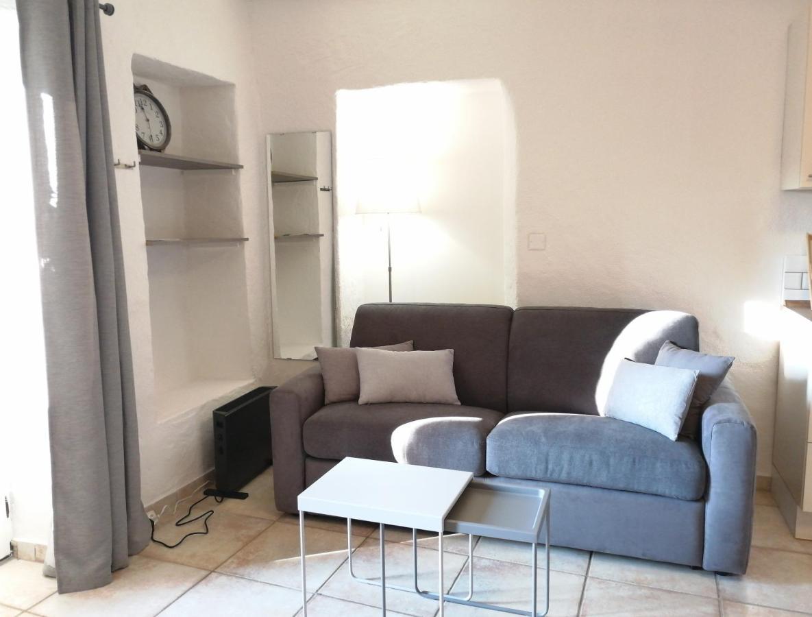 Les 3 Hirondelles Apartment Pont-Saint-Esprit Exterior photo